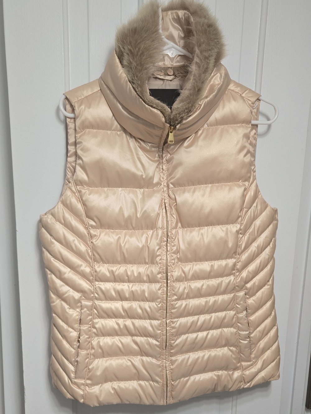 Talbots Light Cream Quilted Puffer Vest with Faux Fur Trim